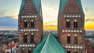 Turm und Gewölbeführungen