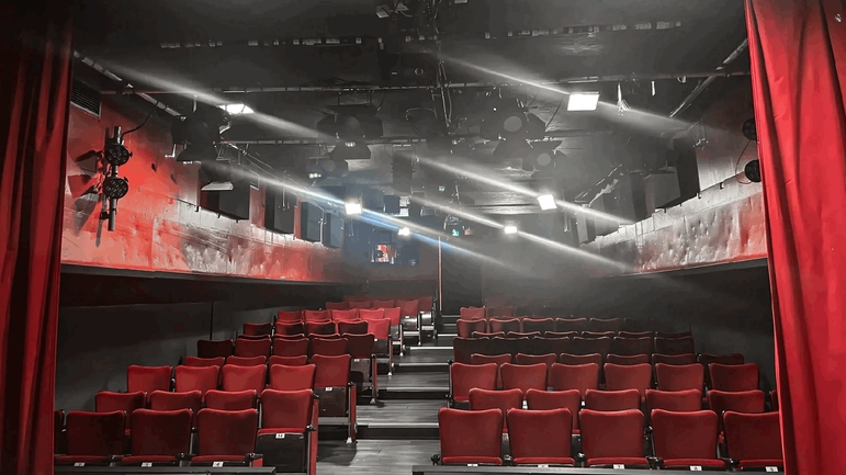 Theaterschiff Lübeck