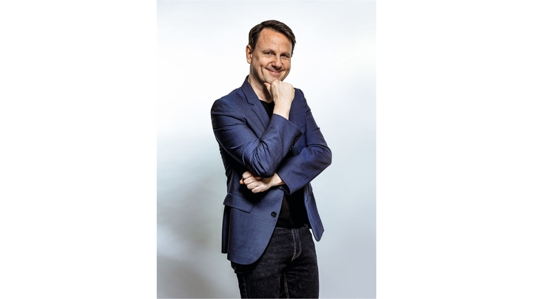 Kabarett & Kanapee präsentiert: Sebastian Schnoy - Möwen, Meer & muggelig - Comedy & History über den schönen Norden 