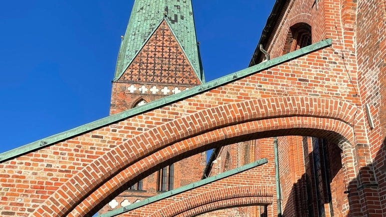 Österliche Turm- und Gewölbeführung mit Teilnahme am Glockenspiel vor Ort im Gewölbe